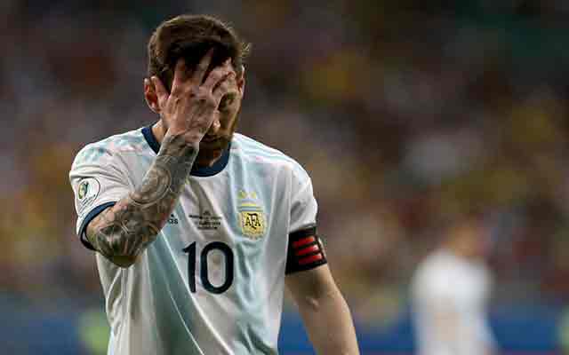 Messi passe d'une défaite à une autre, l'Argentine battu par la Colombie 2-0