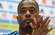 Patrice Evra prend sa retraite et veut 