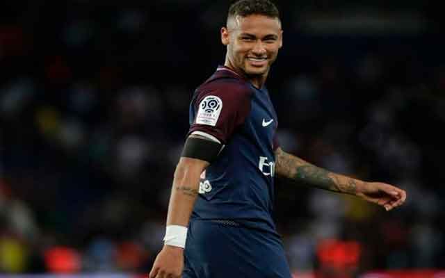 Le Paris Saint-Germain menace Neymar... Et dénonce ses actions