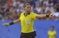 Une équipe d'arbitres féminins dirigera la finale de Supercoupe de l'UEFA