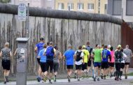 Trente ans après la chute du mur de Berlin, les Allemands ont organisé un marathon en hommage des victimes
