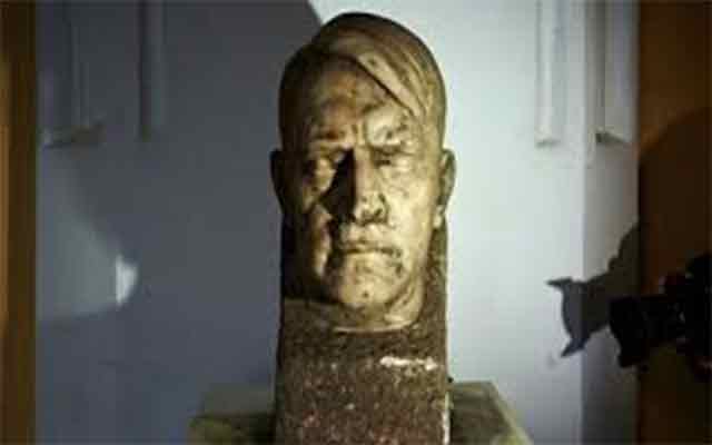 Un buste d’Hitler a été retrouvé dans les sous-sols du Sénat français