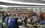 Les fantoches de l'Assemblée populaire nationale différencient entre Ben Hammadi et Tliba