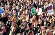 du vendredi :  Arrêtés lors de la marche hebdomadaire du vendredi : Trois manifestants placés sous mandat de dépôt aujourd’hui