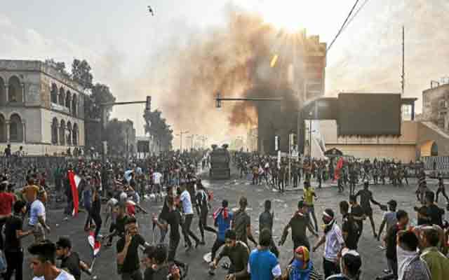 L'Irak, paralysé après une nouvelle journée violente faisant plusieurs morts