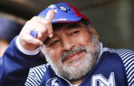 Maradona a annoncé son retour en tant que DT de Gimnasia de La Plata zprès deux jours de sa démission