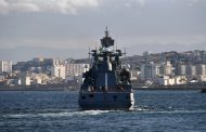 Trois navires de guerre de la Marine russe quittent le port d'Alger