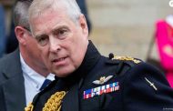 Pourquoi le Prince Andrew a annoncé sa «retraite de la vie publique» ?