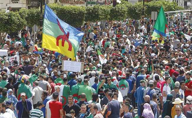 5 détenus programmé Drapeau amazigh : le procès de cinq détenus du hirak programmé pour le 11 novembre