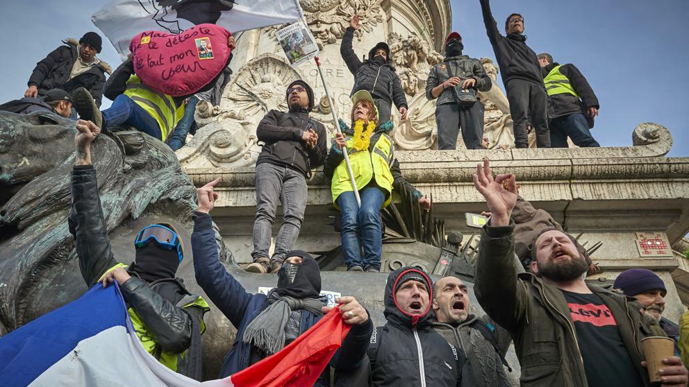 France : Le gouvernement veille à ce que la grève ne paralyse pas le pays avant Noël