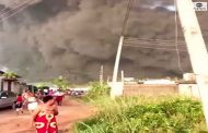 Un pasteur nigérian confond l'essence avec de l'eau bénite et provoque une grande explosion dans une église