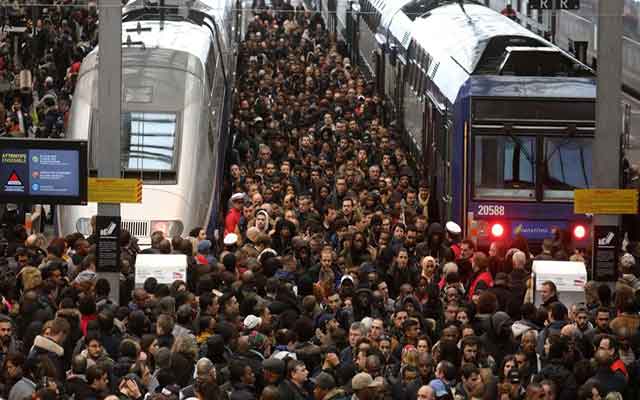 France : Paris paralysée par la grève