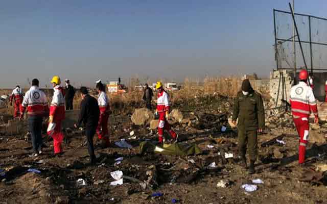 Un avion ukrainien de 180 passagers s'écrase en Iran