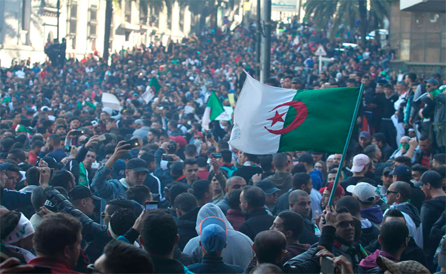 120 personnalités lancent un appel pour organiser une première  « conférence fédératrice » du mouvement populaire