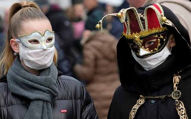L'Italie a annulé le Carnaval de Venise et a mis en quarantaine 11 villages par crainte du coronavirus