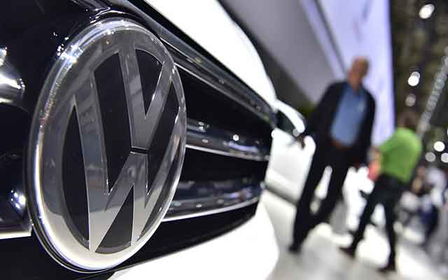Volkswagen suspend ses objectifs annuels