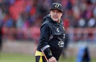 Maradona renouvèle son contrat avec Gimnasia y Esgrima La Plata