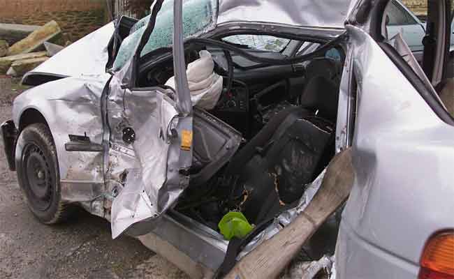 Tragique accident à Tébessa : deux jeunes trouvent la mort et 7 autres blessés