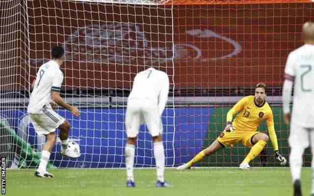 Le penalty de Jiménez a offert au Mexique la victoire contre les Pays-Bas