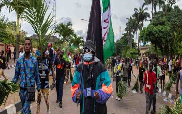 Nigéria: Des manifestants protestant contre les brutalités policières dans la ville de Lagos