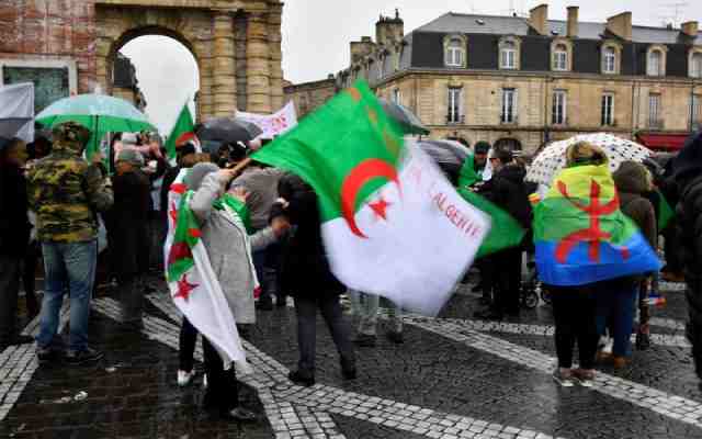 Comment la langue tamazight a fait éclater la controverse en Algérie ?