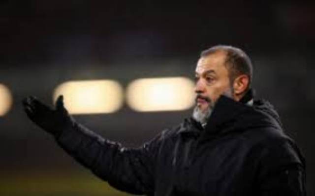 Pourquoi Nuno Espirito Santo a-t-il attaque l’arbitrage de Lee Mason ?