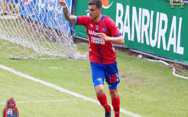 Rocca marque 4 buts contre le Deportivo Iztapa