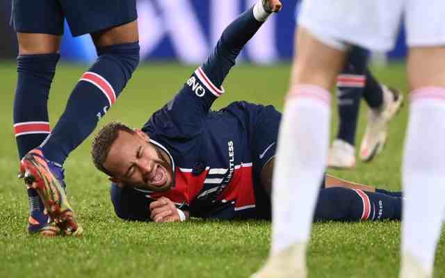 PSG-Lyon : Neymar sort du match en pleurs sur sa défaite et sa blessure