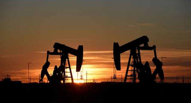 Les prix du pétrole ont chuté le soir du Nouvel An