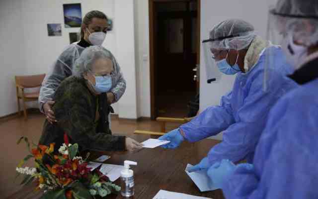 Les Portugais votent pour leur prochain président malgré le nombre record d'infections