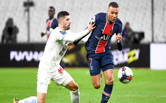 Ligue française de football : Le Paris Saint-Germain bat Marseille