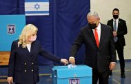Élections en Israël: Netanyahu en tête, mais sans majorité