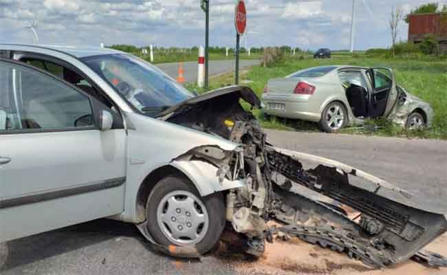 Nouveau drame routier : une collision entre deux véhicules fait cinq morts à Biskra