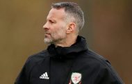 La légende de Manchester United Giggs libéré sous caution