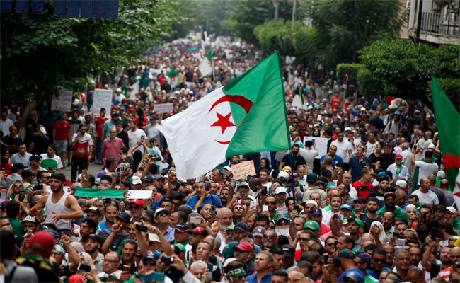 Hirak populaire : 24 manifestants placés sous mandat de dépôt à Alger