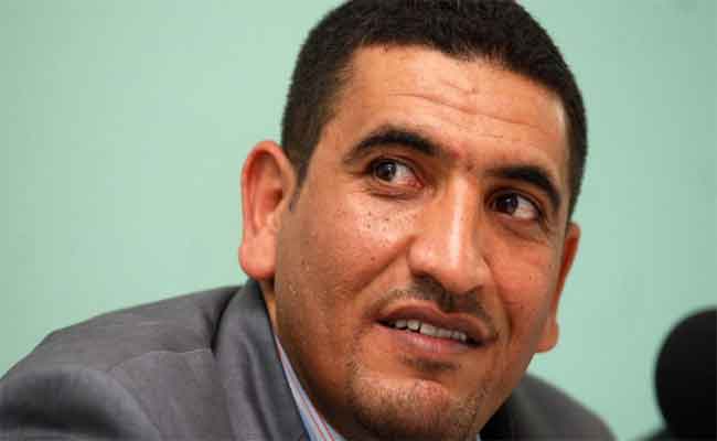 CNLD : Karim Tabbou placé sous contrôle judiciaire par le tribunal de Bir Mourad Rais d’Alger