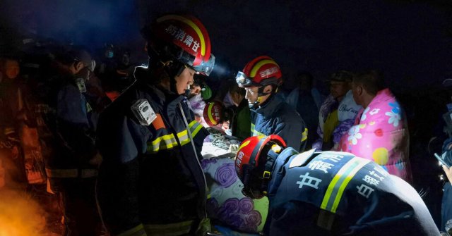 L’ultramarathon de la chine: des conditions météorologiques extrêmes ont frappé la région et tuent 21 coureurs