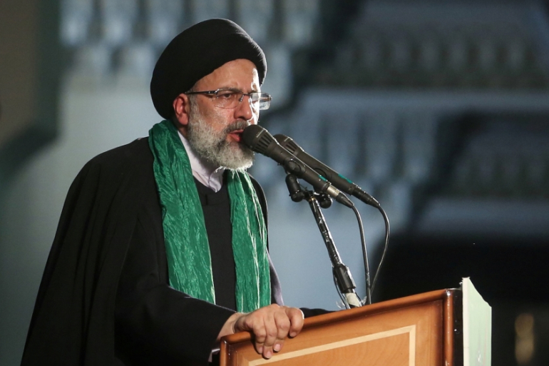 Iran: le conservateur Ebrahim Raisi se présente aux élections présidentielles