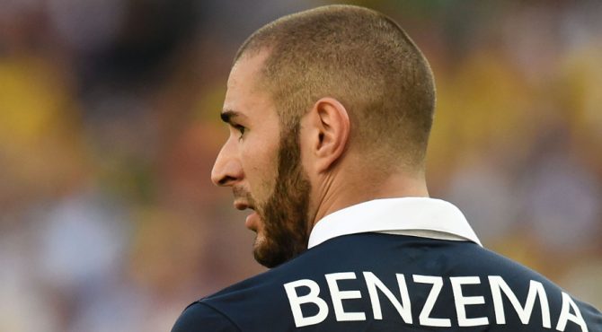 Après avoir perdu le titre de la Liga, Benzema envoie un message aux fans du Real Madrid