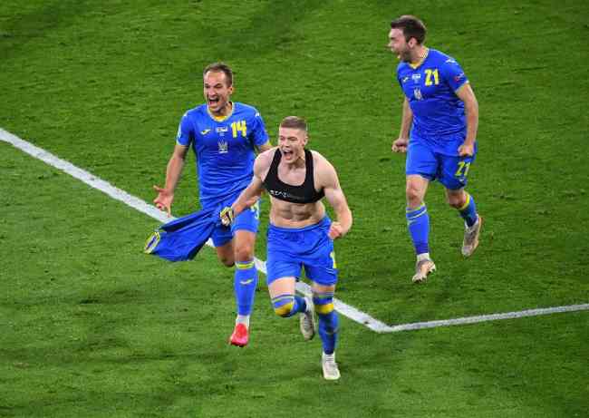 Dovbyk propulse l'Ukraine en quart de finale de l'Euro 2020 avec l'Angleterre