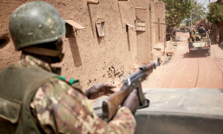 Mali : 15 morts dans une attaque contre l'armée