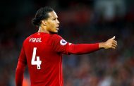 Le défenseur Virgil van Dijk de Liverpool prolonge son contrat jusqu'en 2025