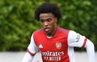 Willian s'excuse auprès des fans après sa sortie d'Arsenal