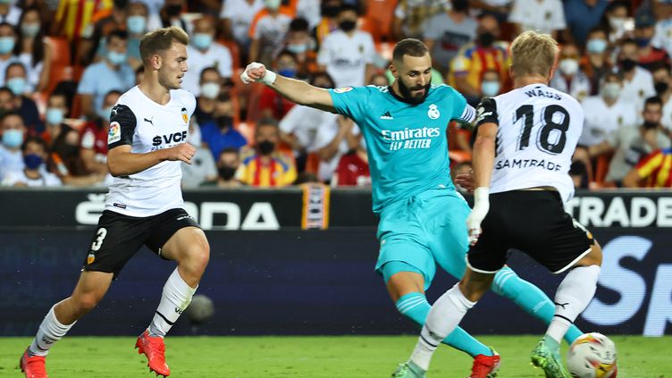 Benzema  sauve le Real Madrid contre Valence