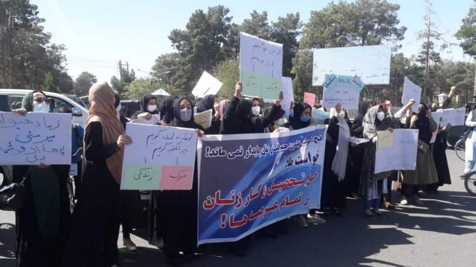 Afghanistan : manifestation de femmes à Herat