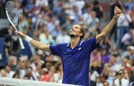 Medvedev a battu Djokovic en finale de l'US Open et réalise un exploit record