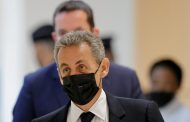 L’ex-président français, Sarkozy, condamné à un an de prison