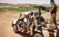 Les services secrets algériens et les mercenaires russes du groupe Wagner recrutent des passeurs pour frapper les pays du Sahel et du Sahara
