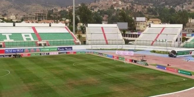 Mahrez et Slimani font remonter à la surface l'état desastreux des installations sportives algériennes