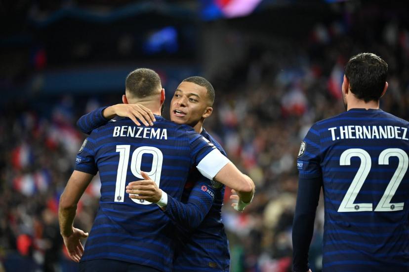 La France se qualifie pour la Coupe du monde au Qatar et  la Finlande a battu la Bosnie